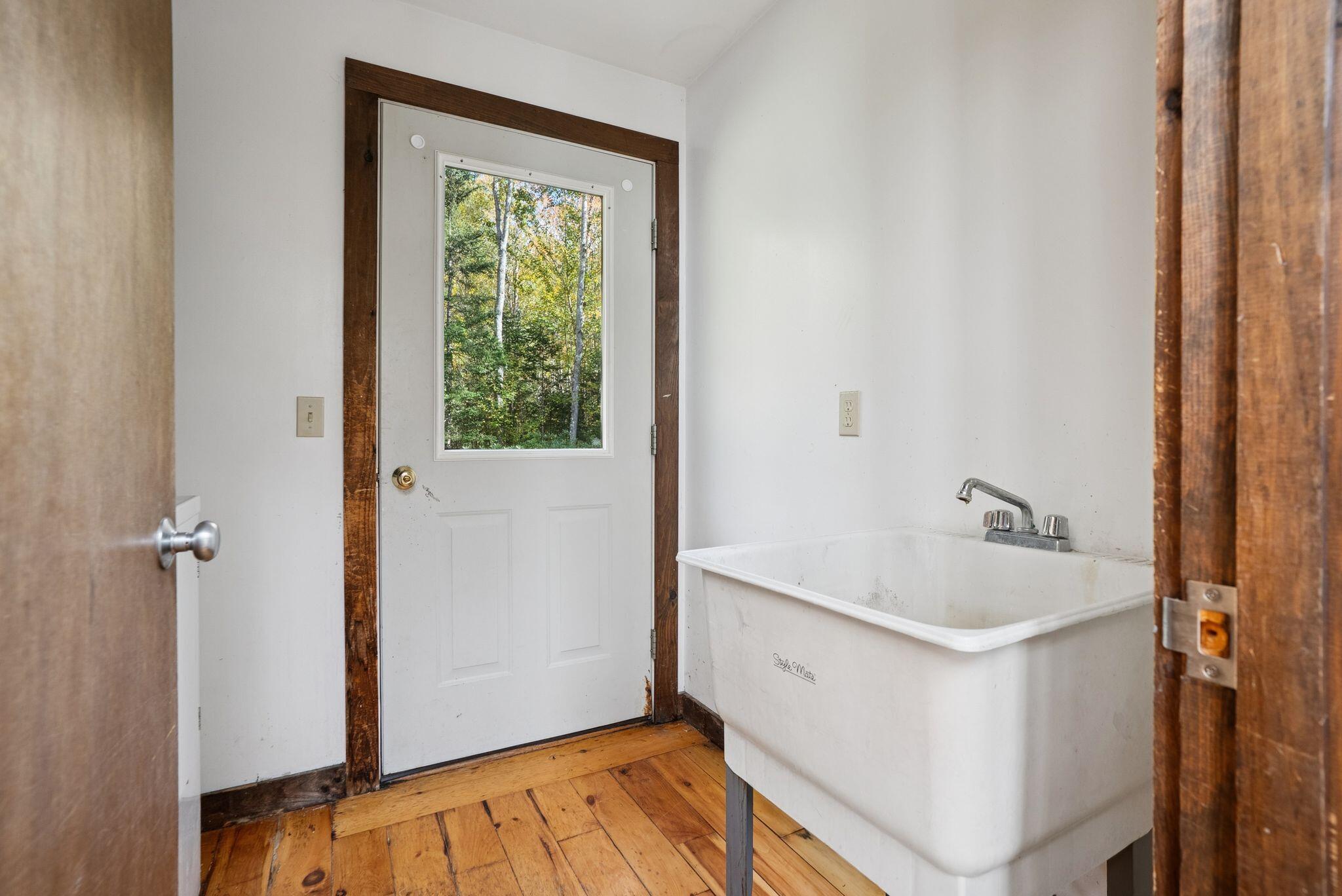 92 Hopkins Road Washington ME 04574