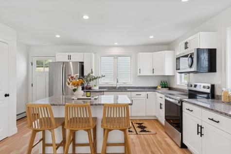 5 Feldspar Lane Cumberland ME 04021