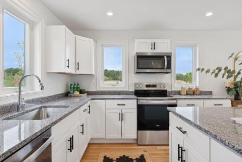 5 Feldspar Lane Cumberland ME 04021