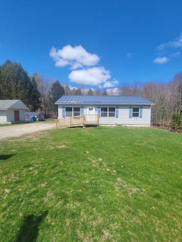 102 Outlook Drive Auburn ME 04210