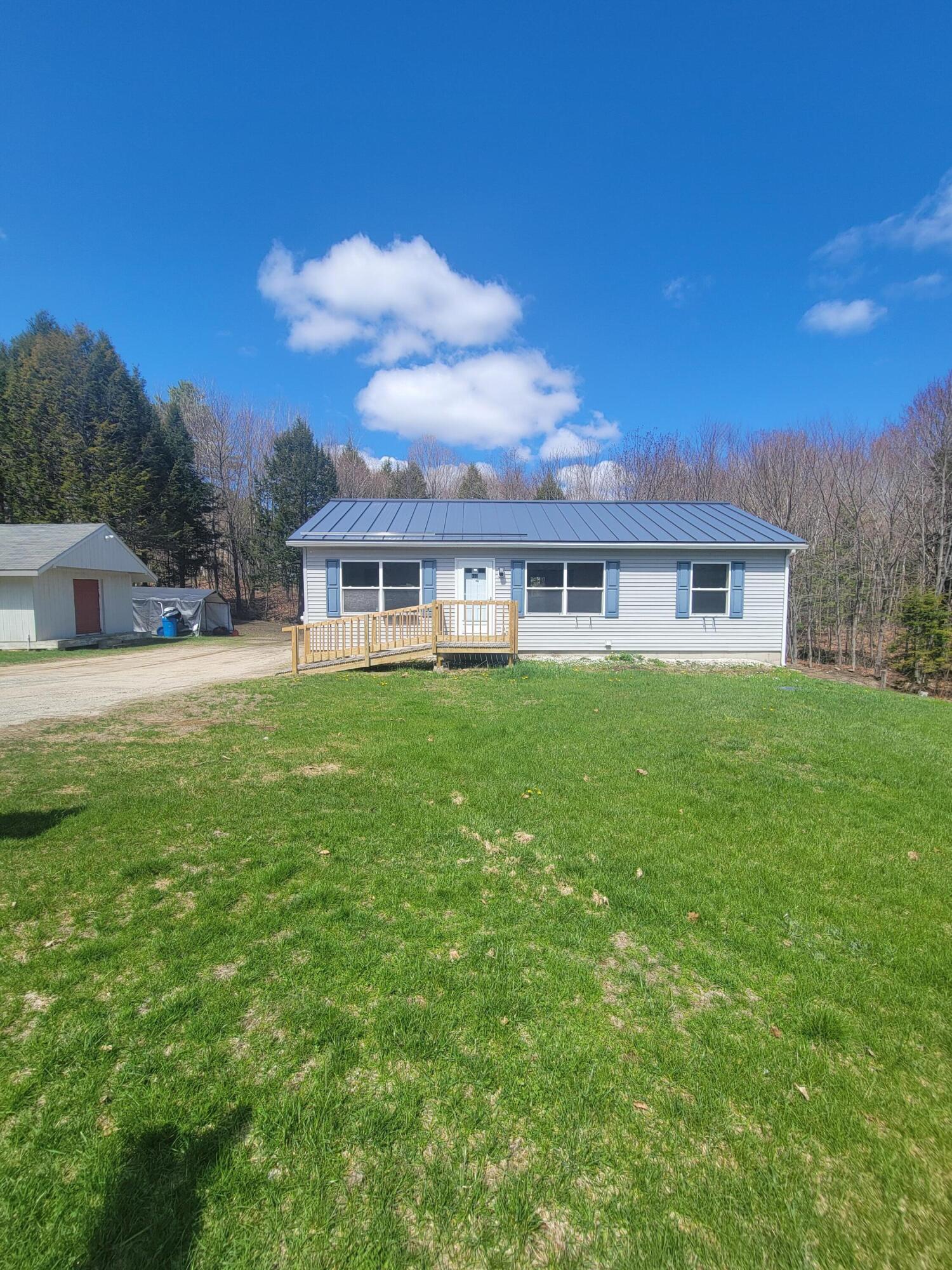 102 Outlook Drive Auburn ME 04210