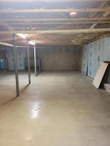102 Outlook Drive Auburn ME 04210