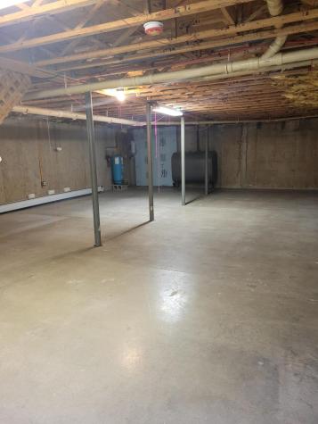 102 Outlook Drive Auburn ME 04210