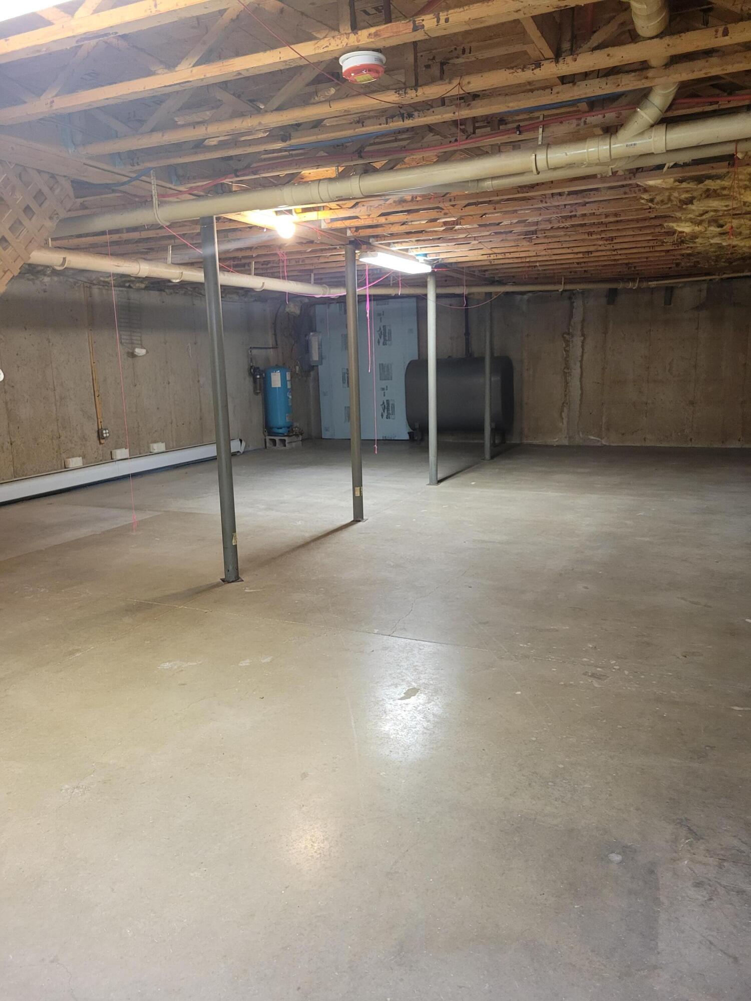 102 Outlook Drive Auburn ME 04210