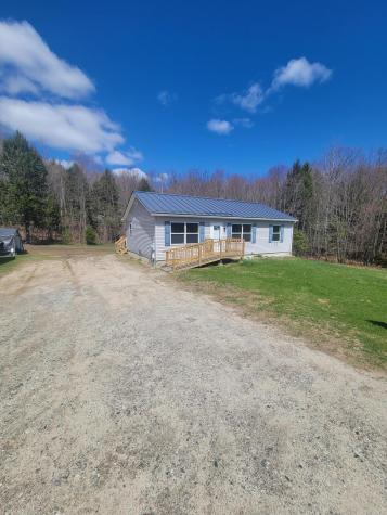 102 Outlook Drive Auburn ME 04210