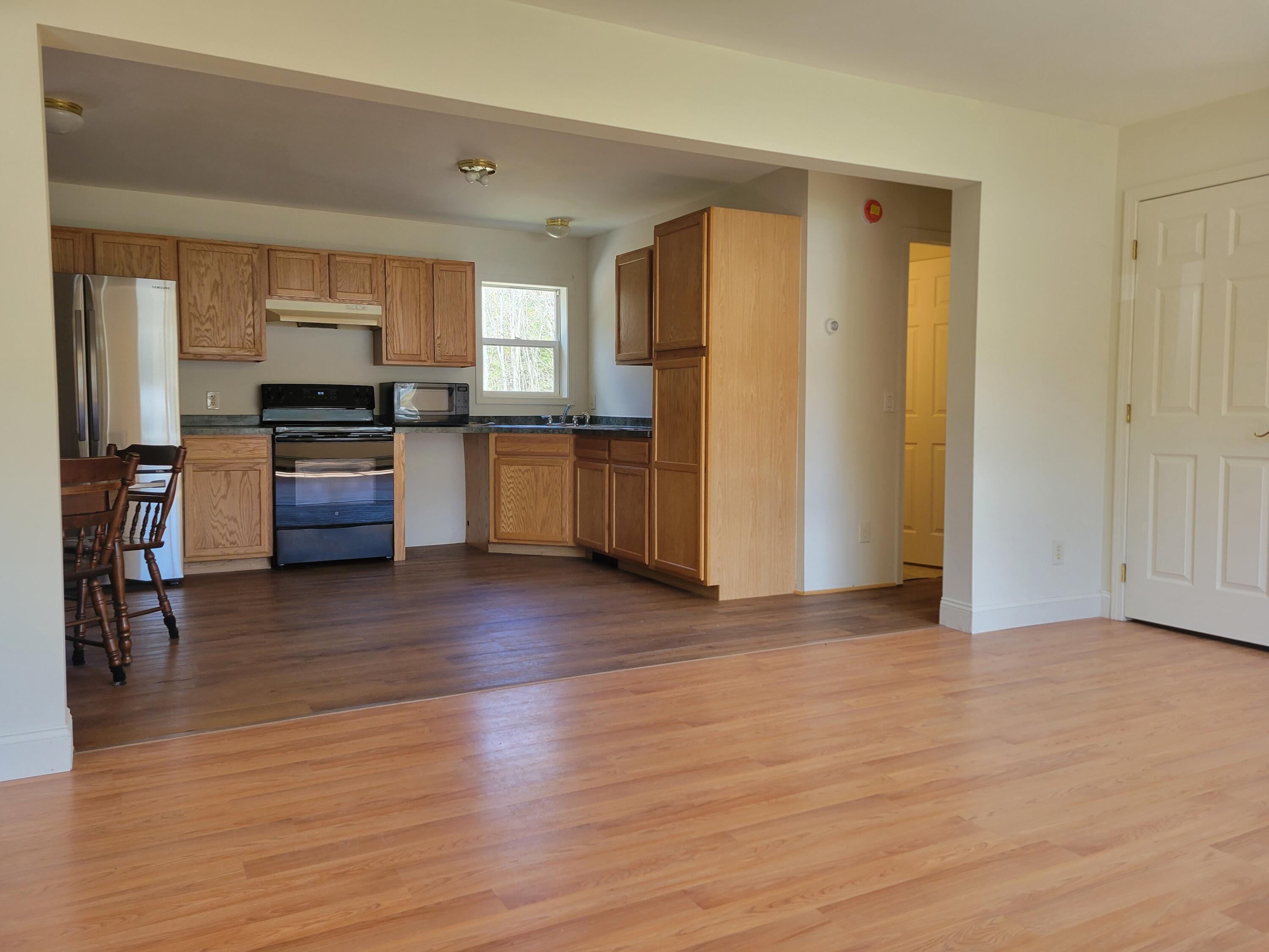 102 Outlook Drive Auburn ME 04210