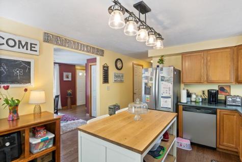 212 New Dam Road Waterboro ME 04061