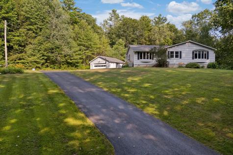 556 River Road Lewiston ME 04240