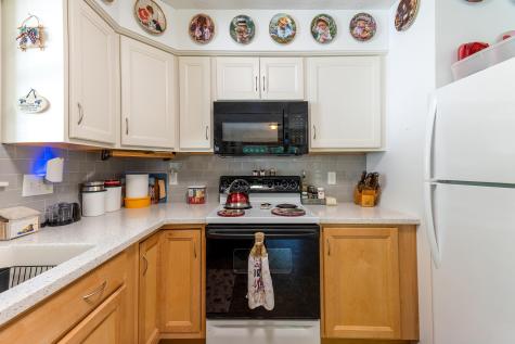 556 River Road Lewiston ME 04240