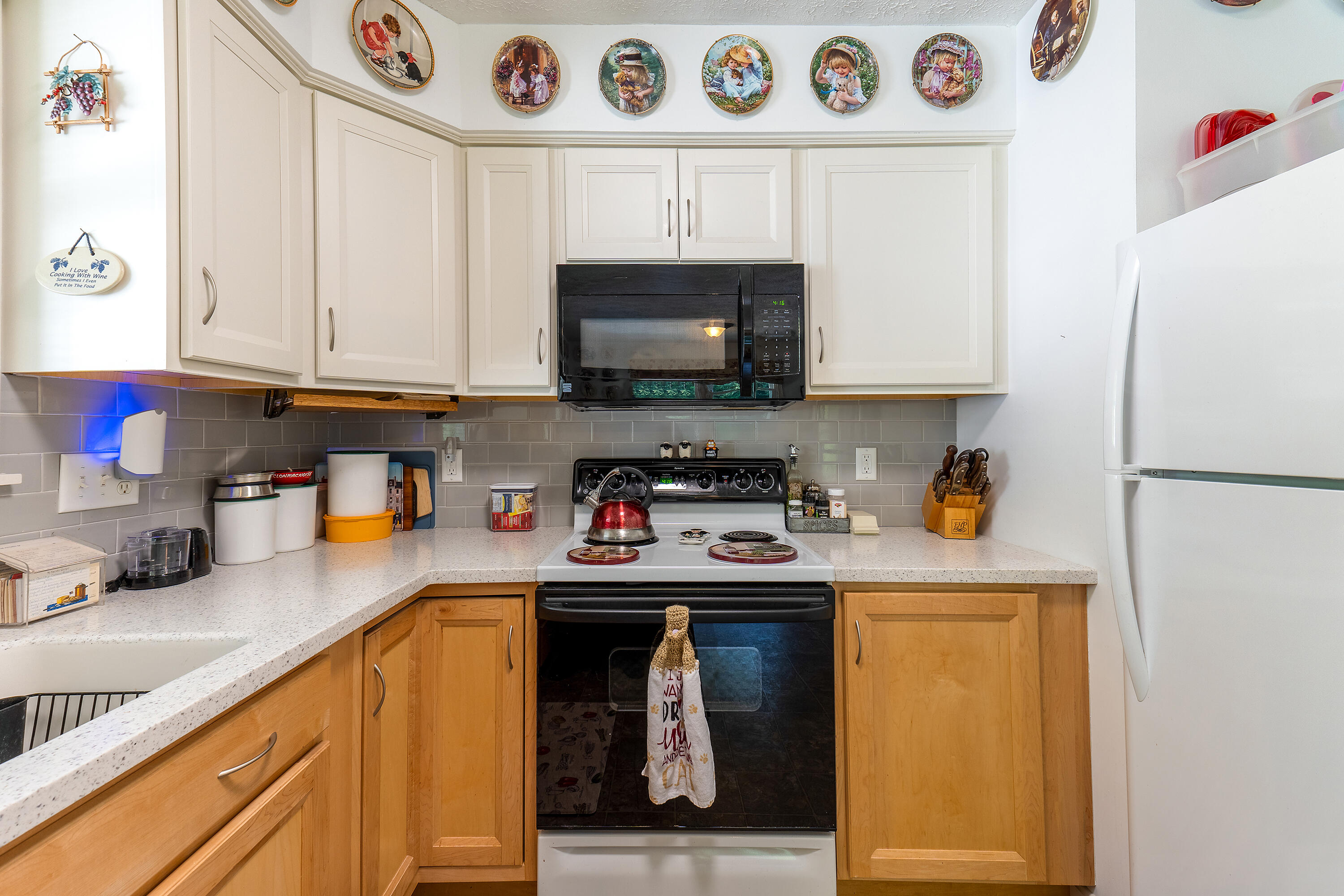 556 River Road Lewiston ME 04240