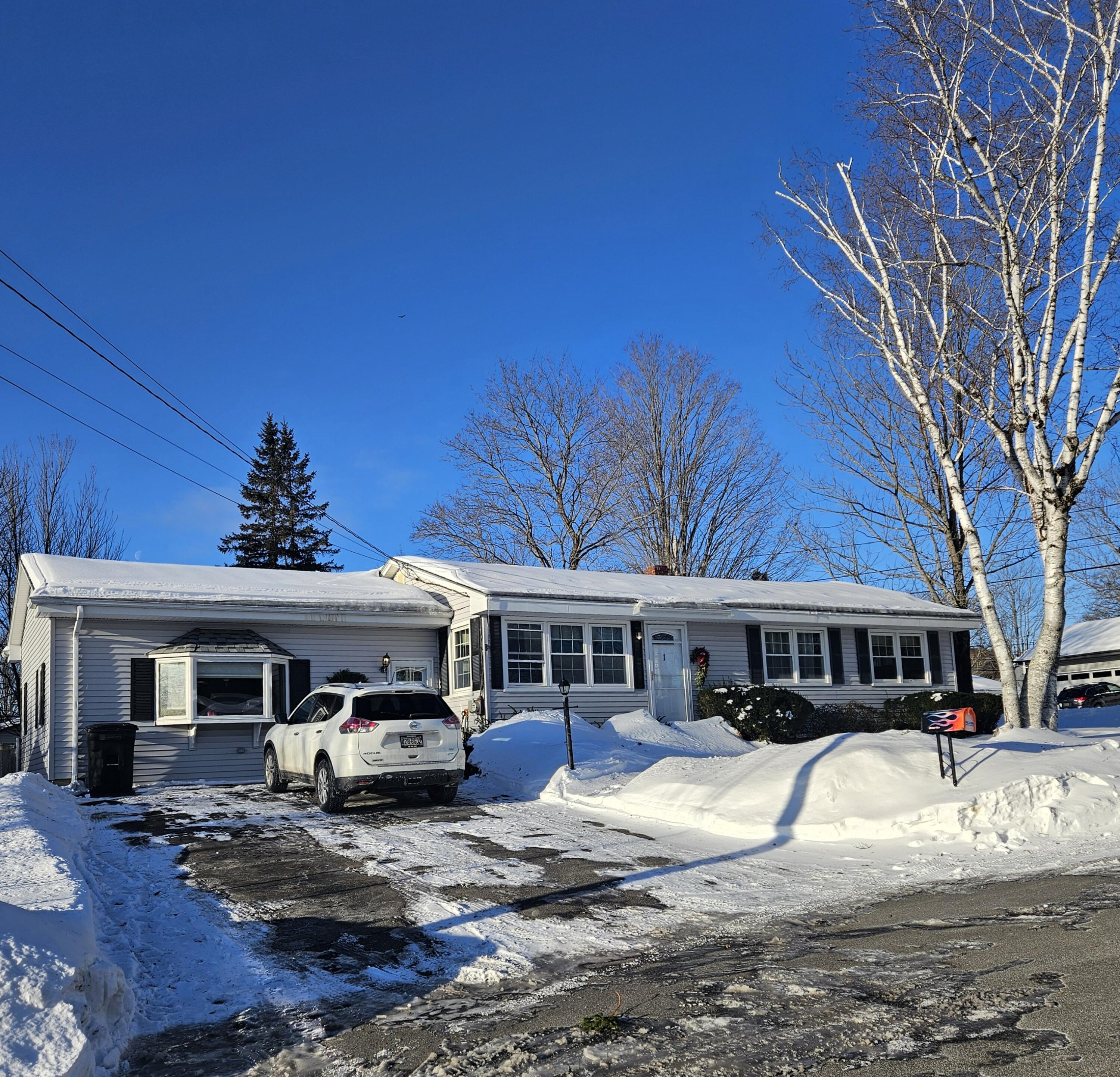 1 Heathwood Lane Lewiston ME 04240