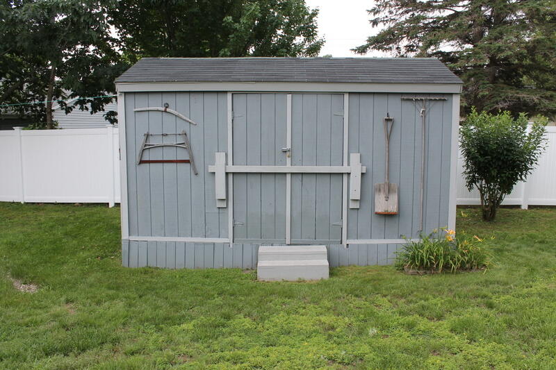 1 Heathwood Lane Lewiston ME 04240