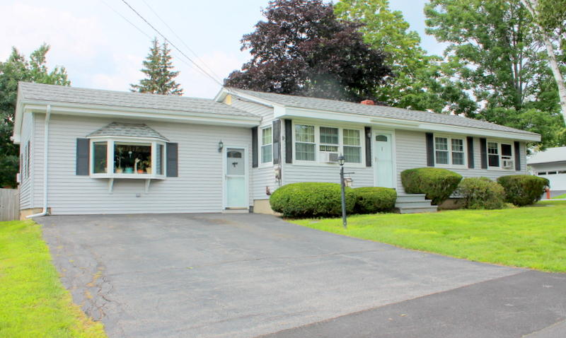 1 Heathwood Lane Lewiston ME 04240