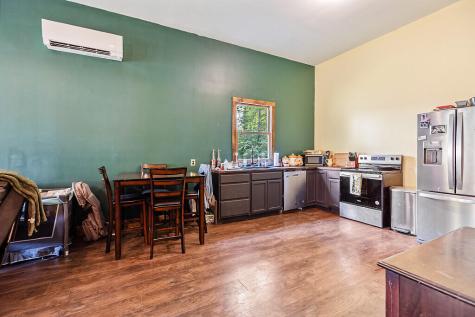 10 Maxim Street Madison ME 04950