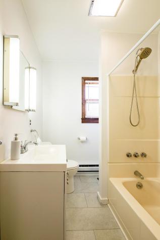 5 Rawson Avenue Camden ME 04843