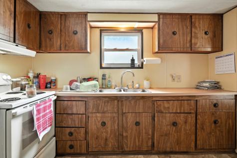 103 Davenport Road Chelsea ME 04330