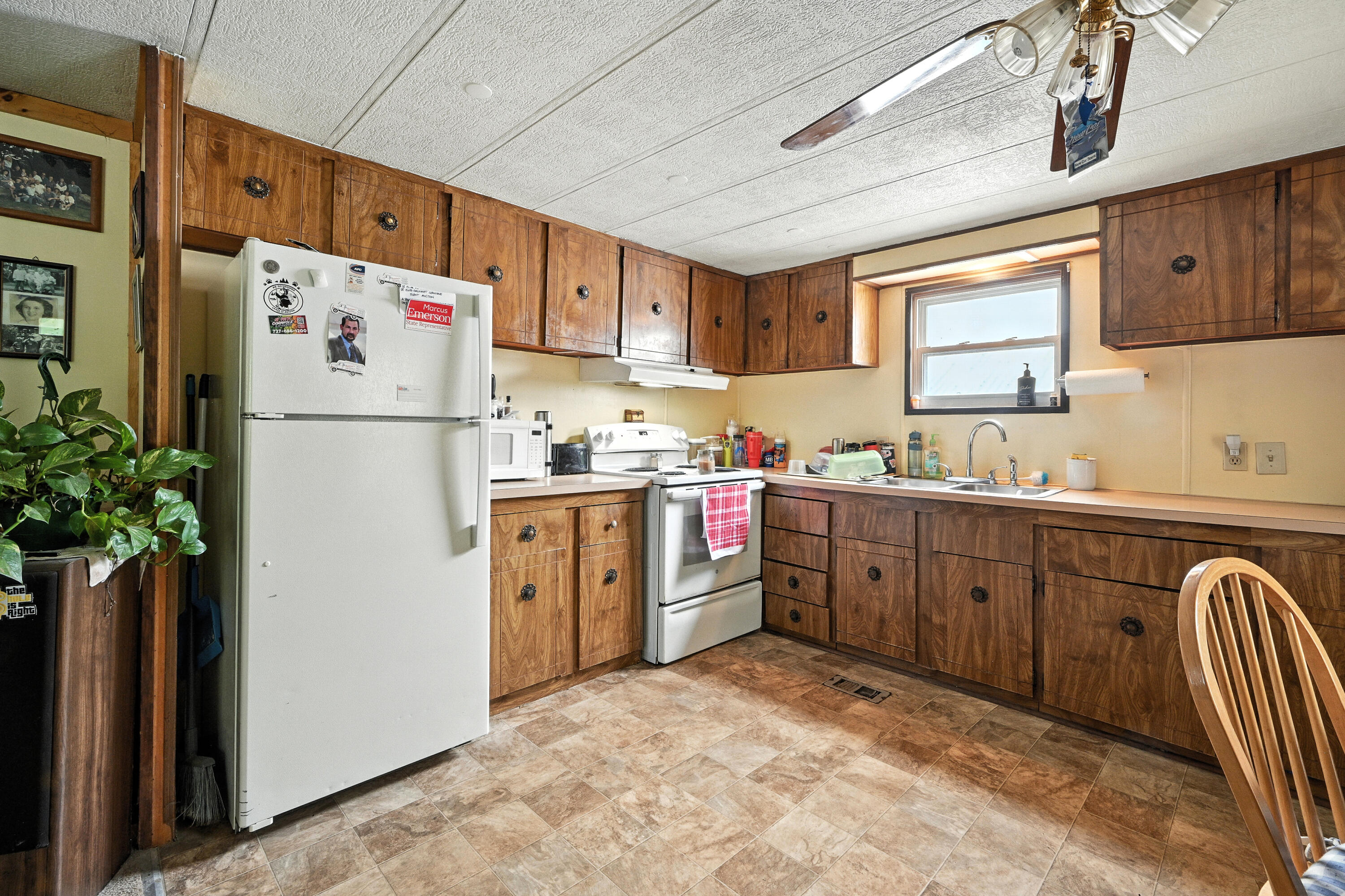 103 Davenport Road Chelsea ME 04330