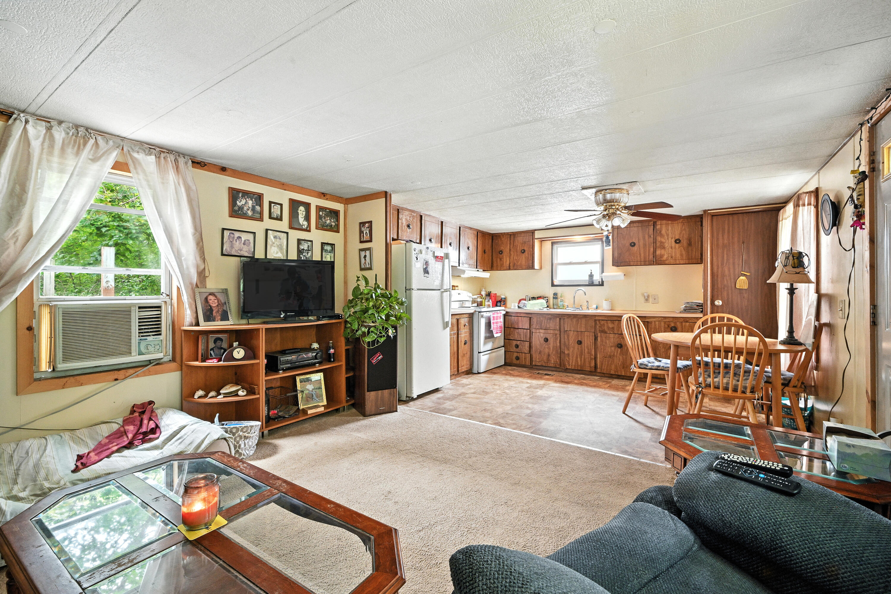 103 Davenport Road Chelsea ME 04330