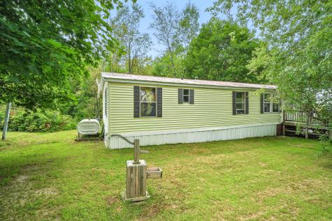 103 Davenport Road Chelsea ME 04330