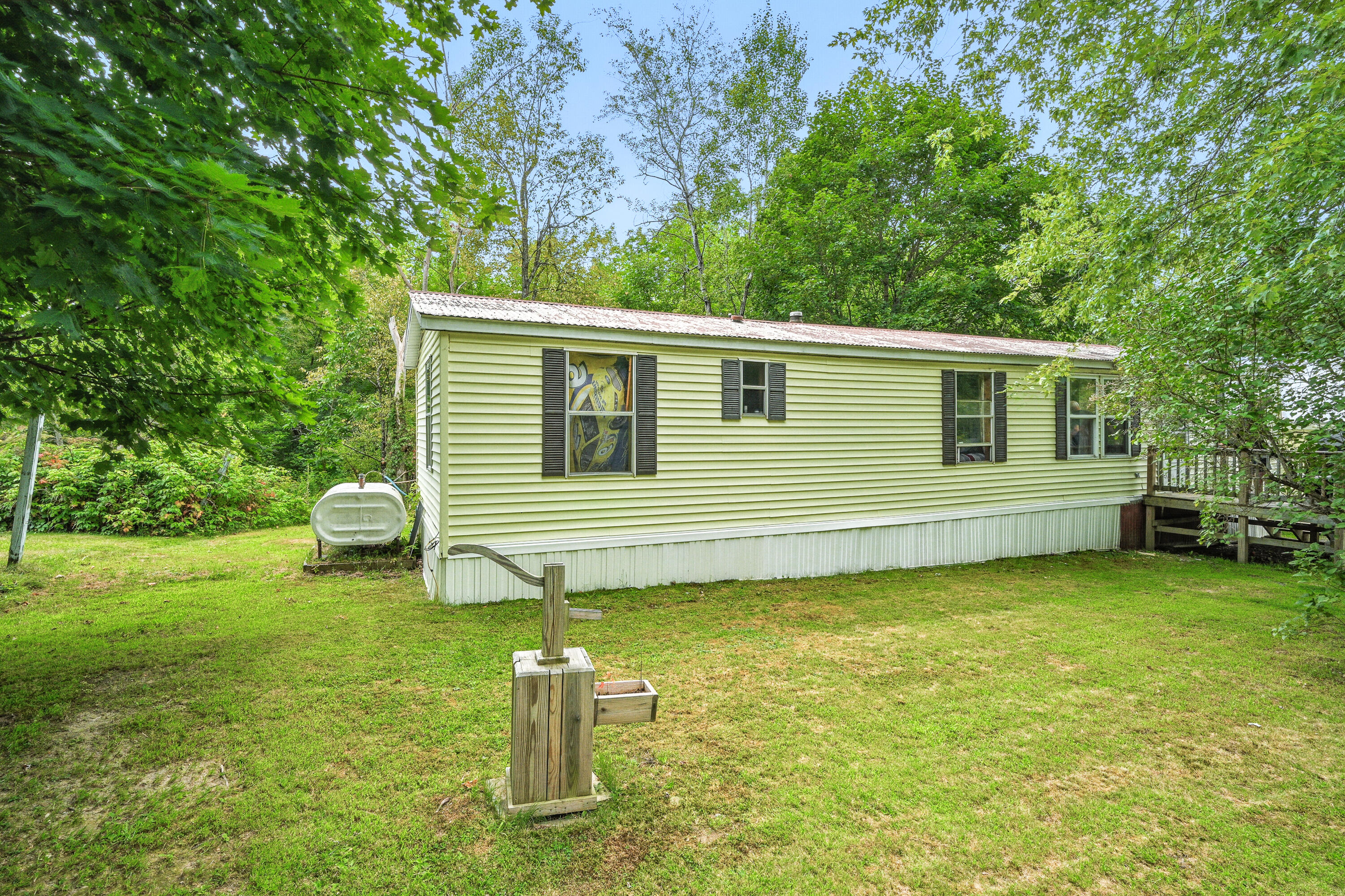 103 Davenport Road Chelsea ME 04330