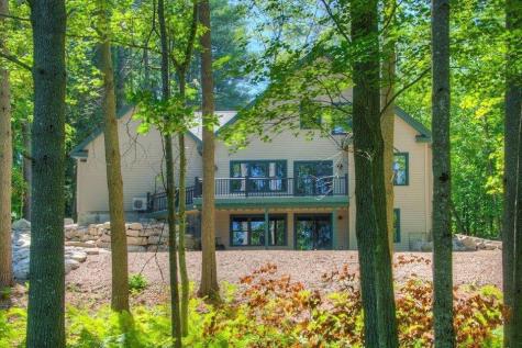 147 N High Street Bridgton ME 04009