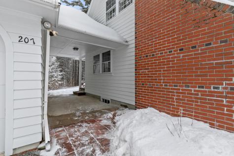 207 N High Street Bridgton ME 04009