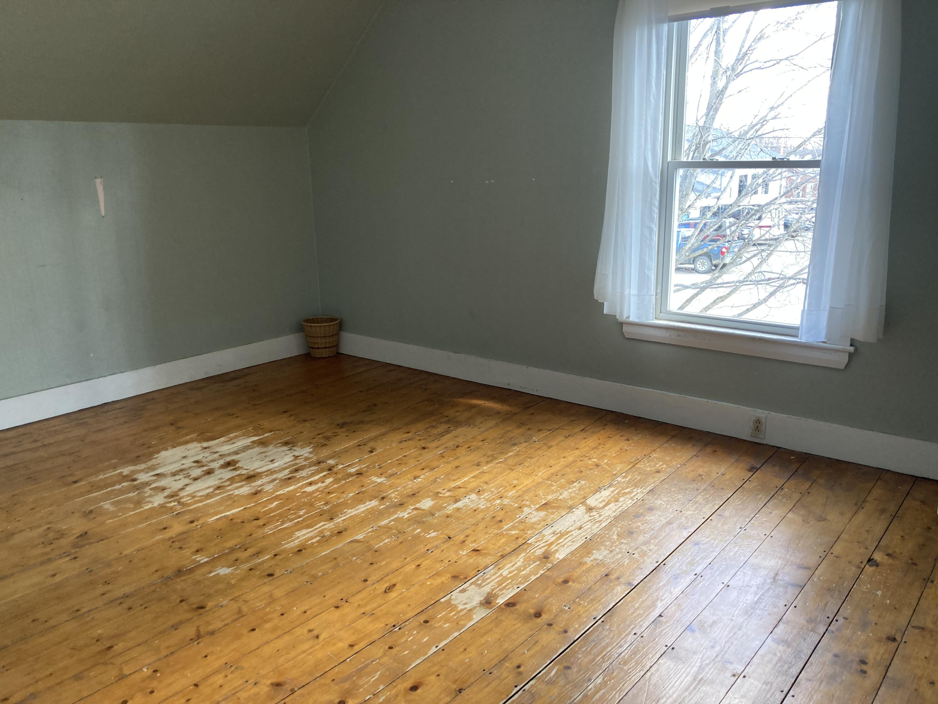 7 Hanover Street Skowhegan ME 04976