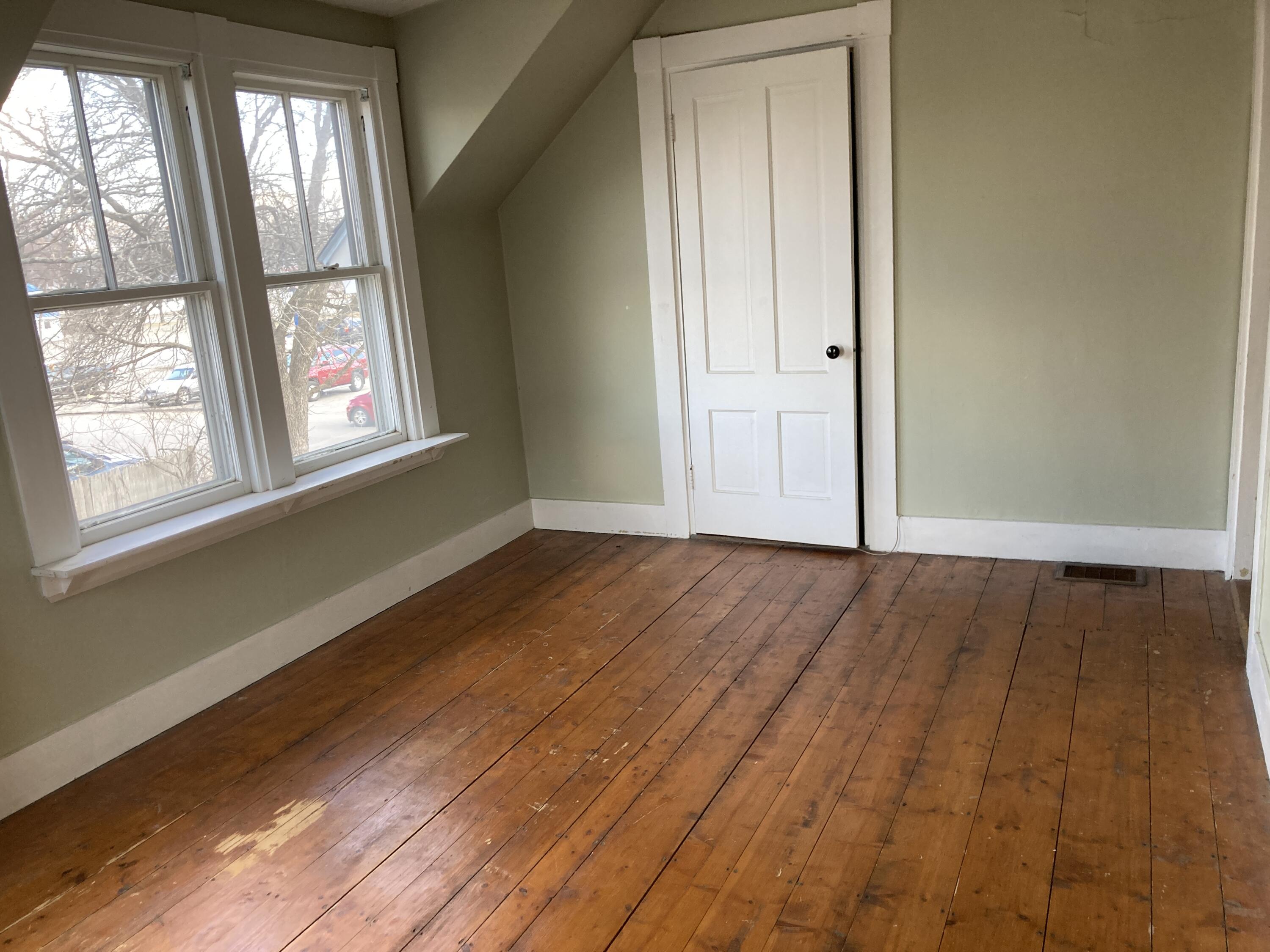 7 Hanover Street Skowhegan ME 04976