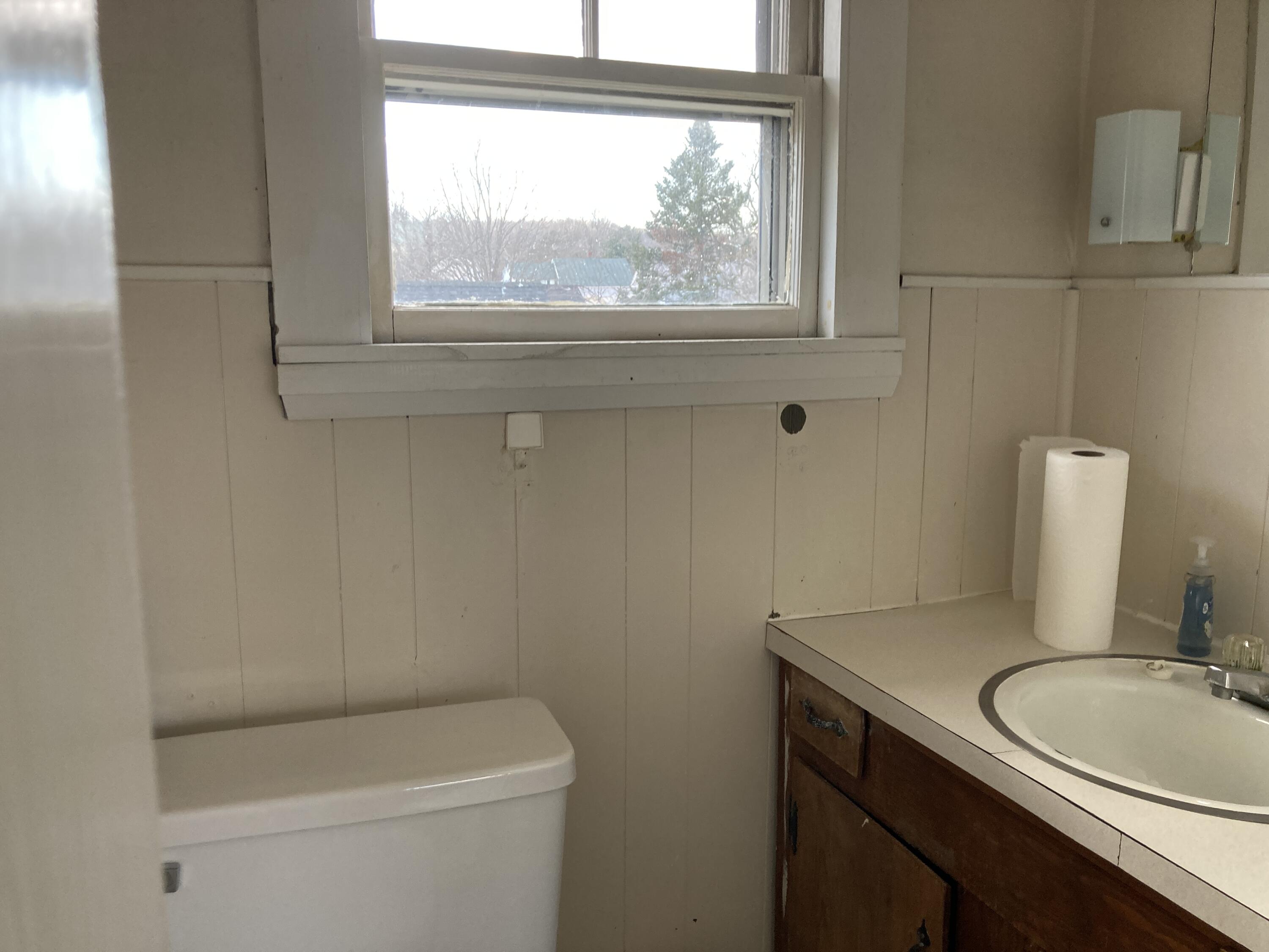 7 Hanover Street Skowhegan ME 04976