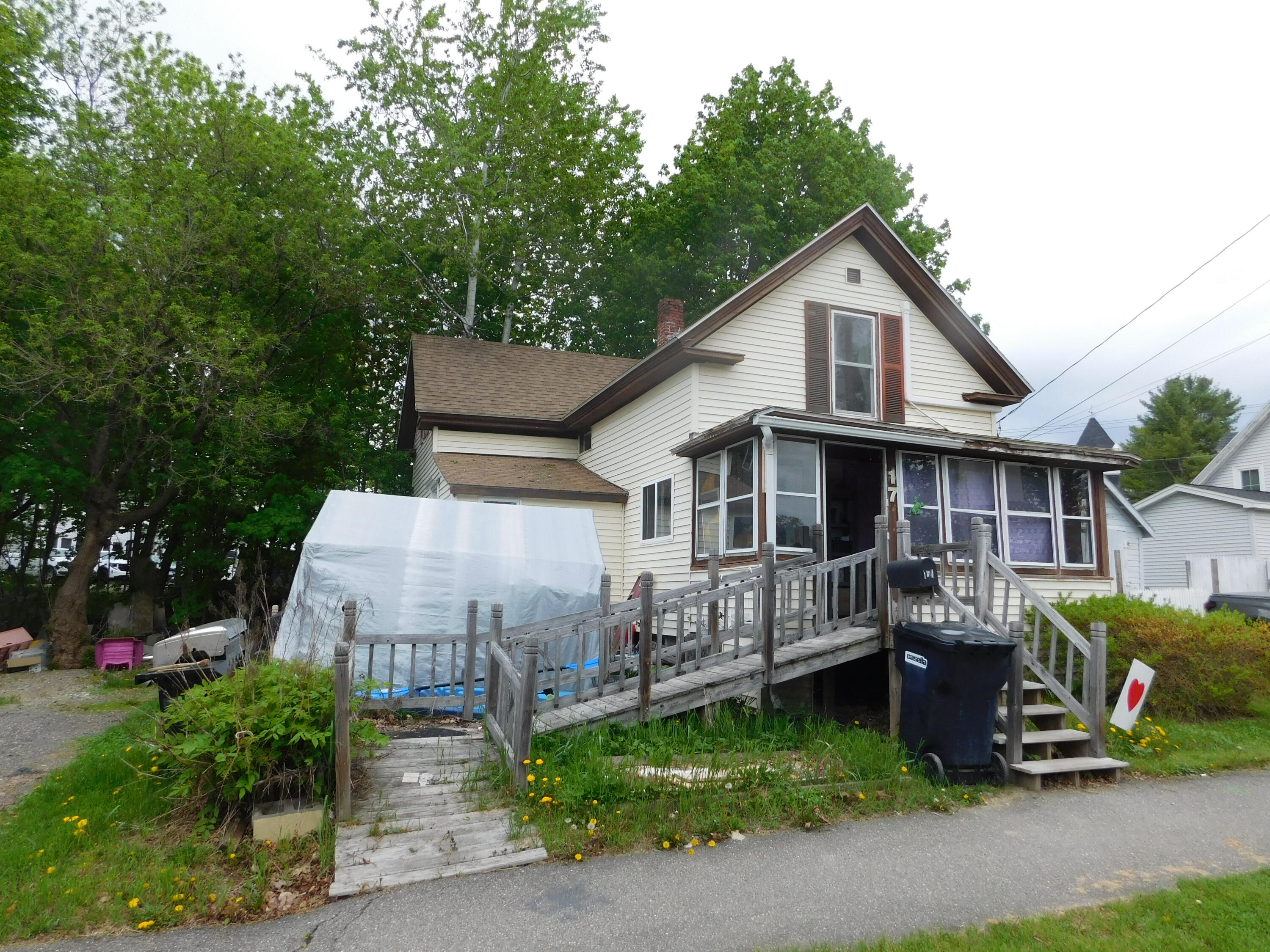 17 Vernon Street Bangor ME 04401