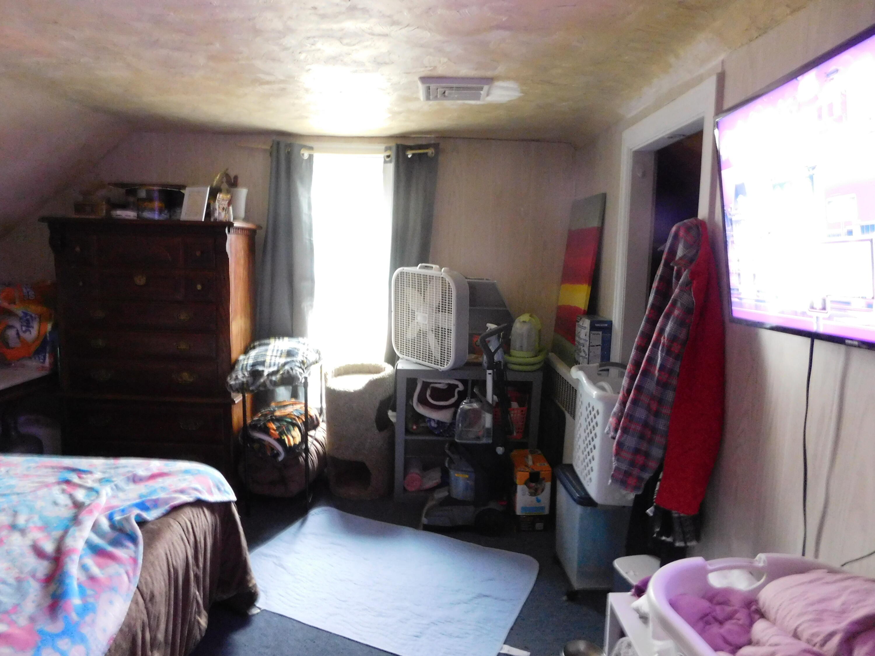 17 Vernon Street Bangor ME 04401