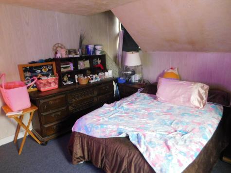 17 Vernon Street Bangor ME 04401