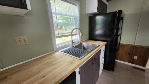 237 Kelley Mobile Home Park Millinocket ME 04462