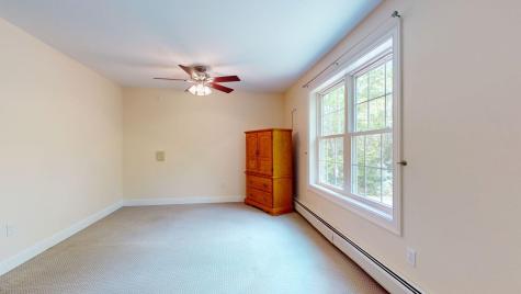 40 Acorn Ridge Road Freeport ME 04032