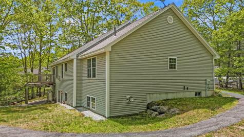 40 Acorn Ridge Road Freeport ME 04032