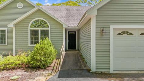 40 Acorn Ridge Road Freeport ME 04032