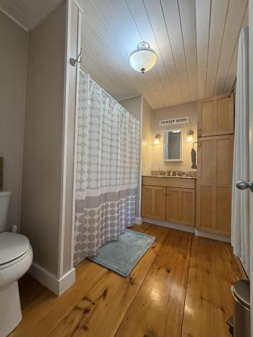 71 Mackenzie Avenue Lincoln ME 04457