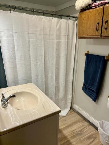 12 Skillin Avenue Norway ME 04268