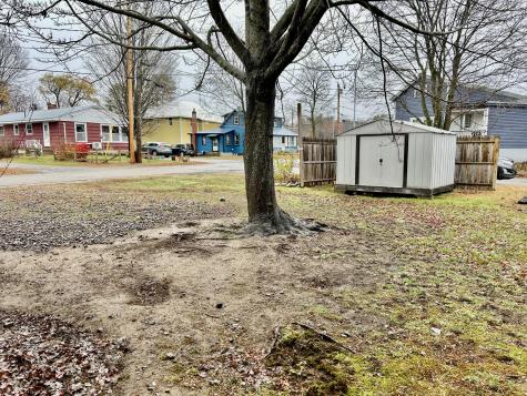 12 Skillin Avenue Norway ME 04268