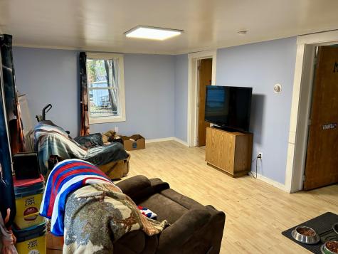 12 Skillin Avenue Norway ME 04268