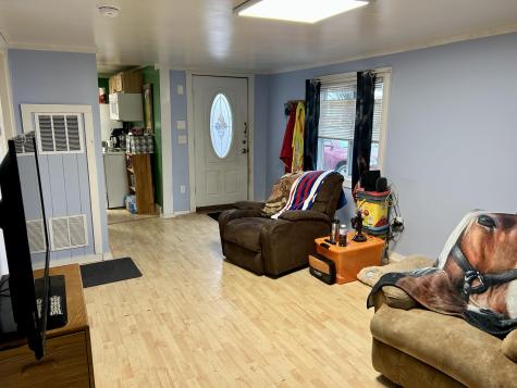 12 Skillin Avenue Norway ME 04268