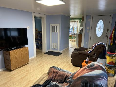 12 Skillin Avenue Norway ME 04268