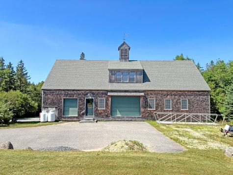 26 Cape Road Tremont ME 04674
