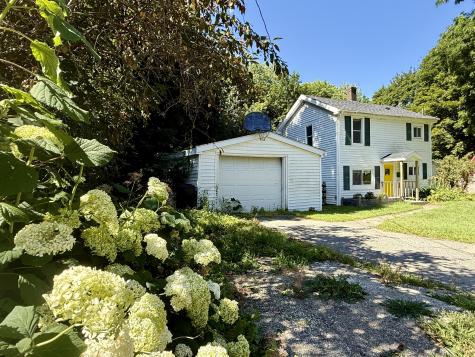 43 Harrison Street Calais ME 04619