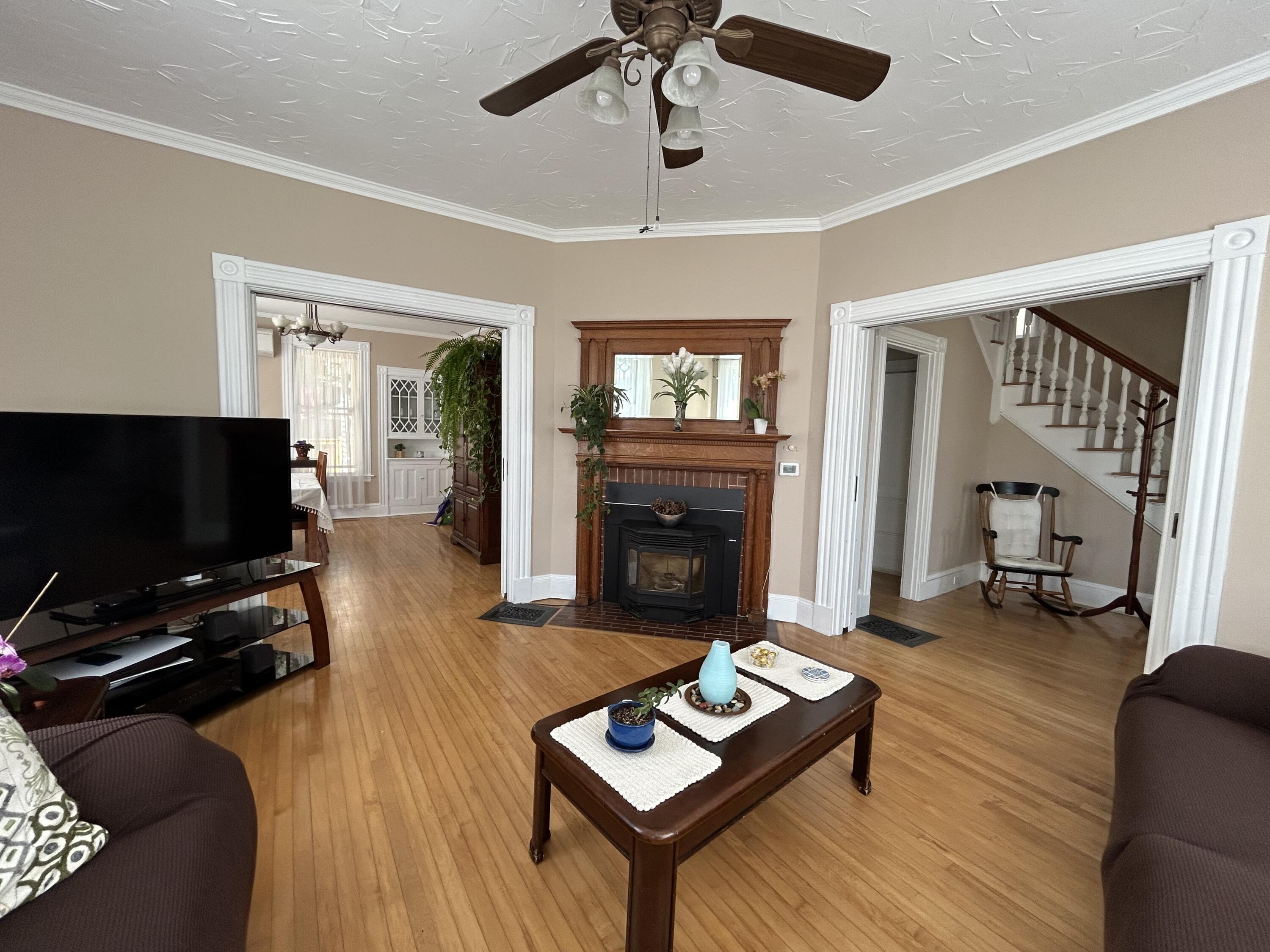 156 Maple Street Bangor ME 04401