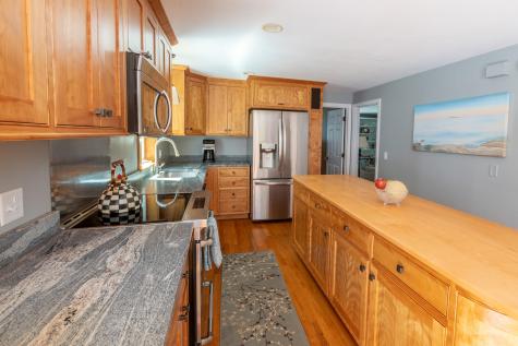 186 Route 103 York ME 03909