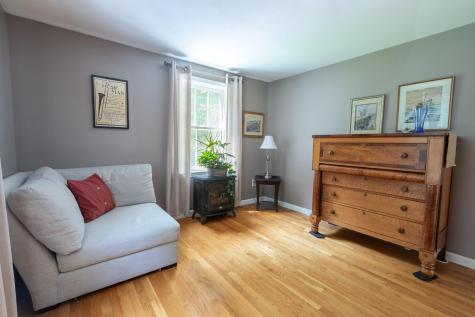 186 Route 103 York ME 03909