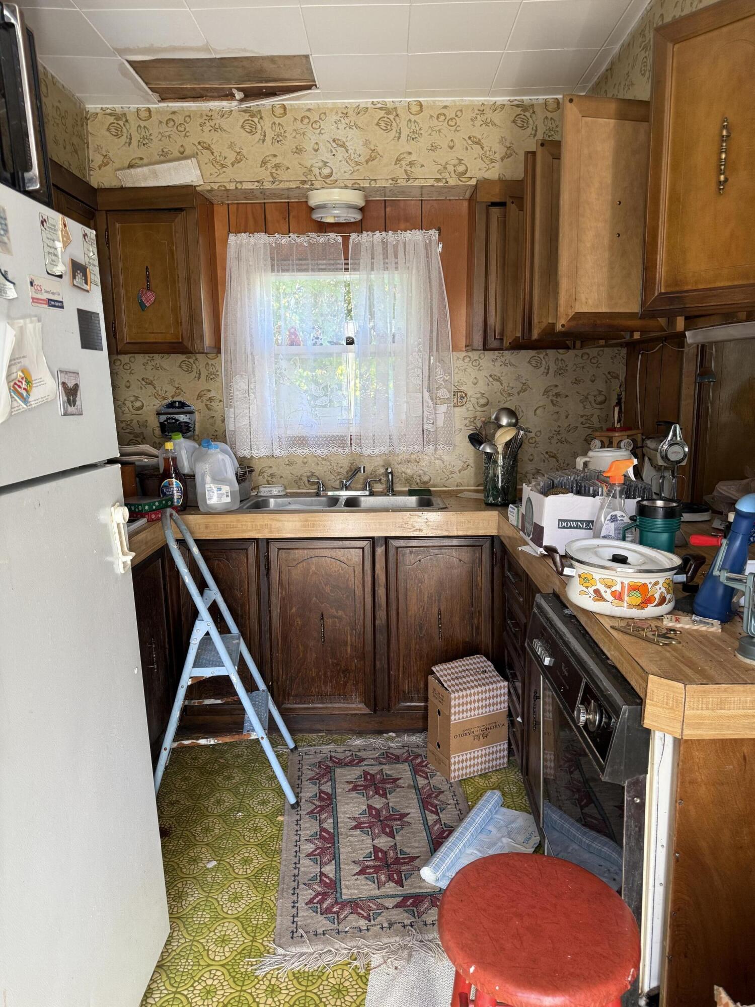 965 Mount Pleasant Rd. Road Stetson ME 04488