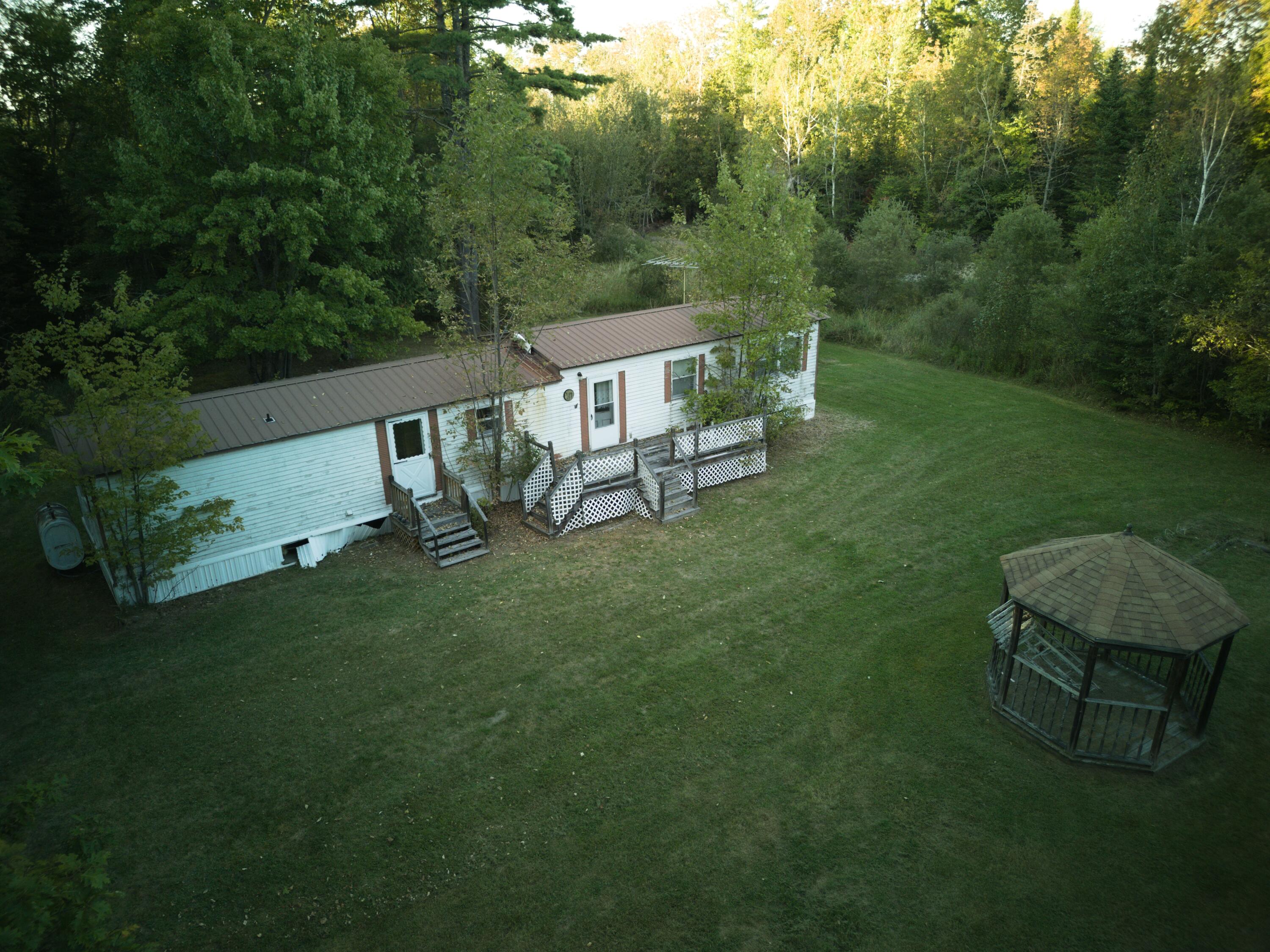 965 Mount Pleasant Rd. Road Stetson ME 04488