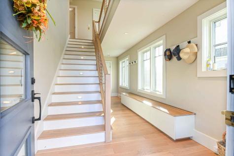 7 Nubble Point York ME 03909